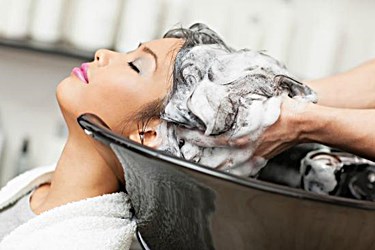 Best Shampoo for Oily Scalp and Dry Ends
