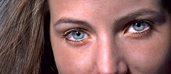 How to choose the right hair color for blue eyes